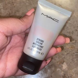 MAC STROBE CREAM HYDRATANT LUMINEUX (luminous primer)